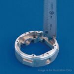 Mitutoyo: 530-118 Professional Analog Vernier Calipers 8in/200mm (Steel) - Image 5