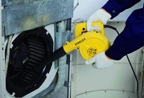 Stanley: STPT600 600W Variable Speed Blower (Corded Vacuum) - Image 4