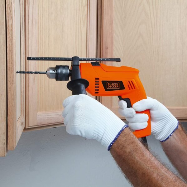 Black & Decker: HD555K50 550W 13mm Variable Speed Reversible Impact Drill Kit with 50 Accessories Kitbox - Image 4
